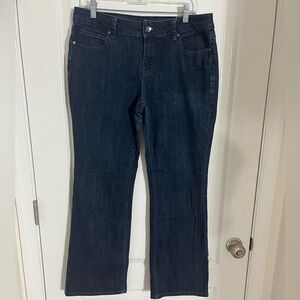 3/$25 Apt. 9 Dark wash blue denim jeans size 12 stretch Maxwell fit bootcut